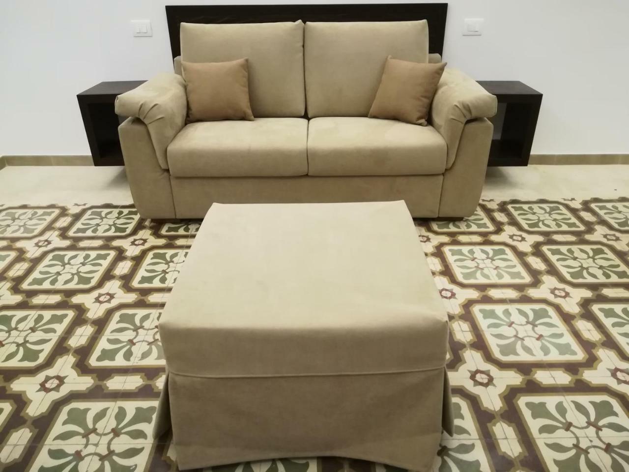 Palazzo San Lazzaro Bed & Breakfast Lecce Ngoại thất bức ảnh