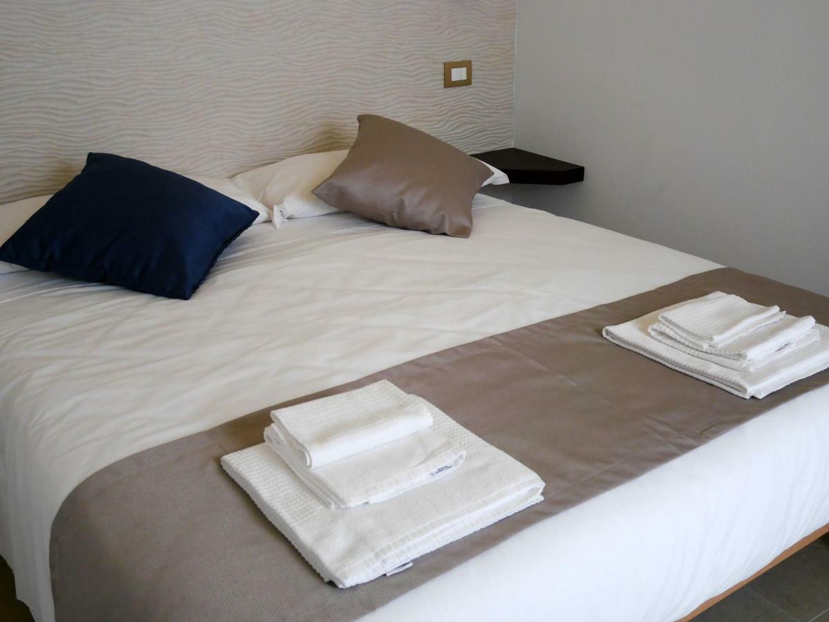 Palazzo San Lazzaro Bed & Breakfast Lecce Ngoại thất bức ảnh